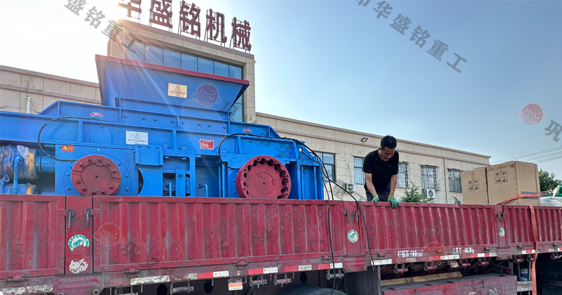 拼搏在线(中国)唯一官方网站厂家的对辊制砂机怎么样？市场价一台多少钱？